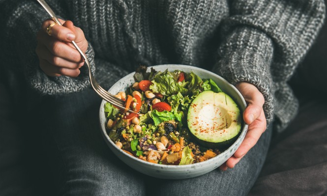 Vege miti in resnice - Priprava veganskih jedi je komplicirana 