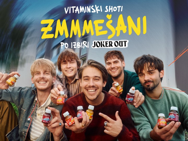 Vitaminski shoti zmmmešani po izbiri Joker Out, skupina Joker Out z vitaminskimi shoti v rokah