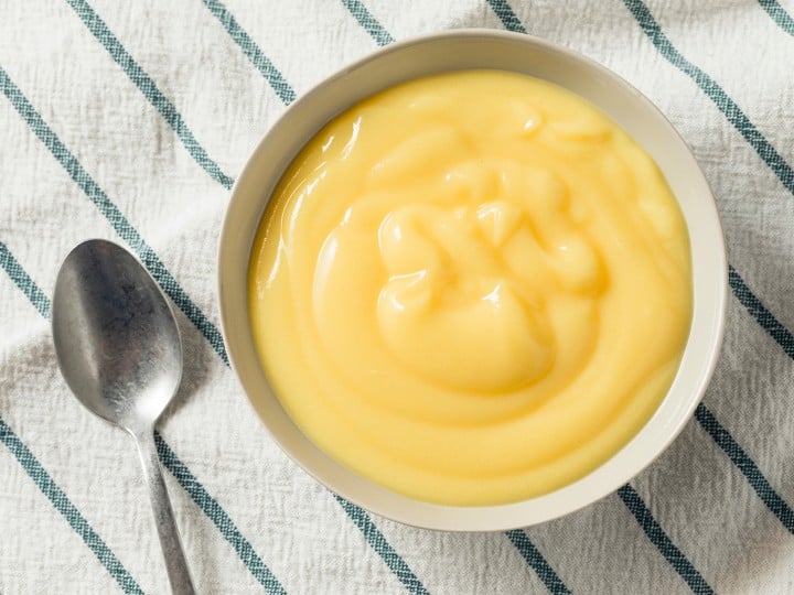 Puding v posodici