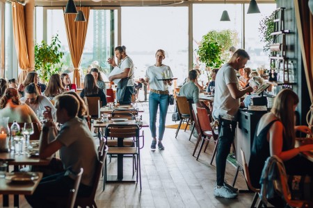 Večerja za 2 v restavraciji NENI am Prater na Dunaju, 1. nagrada nagradnega kviza Veggie by Neni Večerja za 2 v restavraciji NENI am Prater na Dunaju, 1. nagrada nagradnega kviza Veggie by Neni