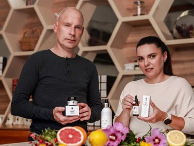 4kidsandus, naravna kozmetika, Jure in Vanja Rainer