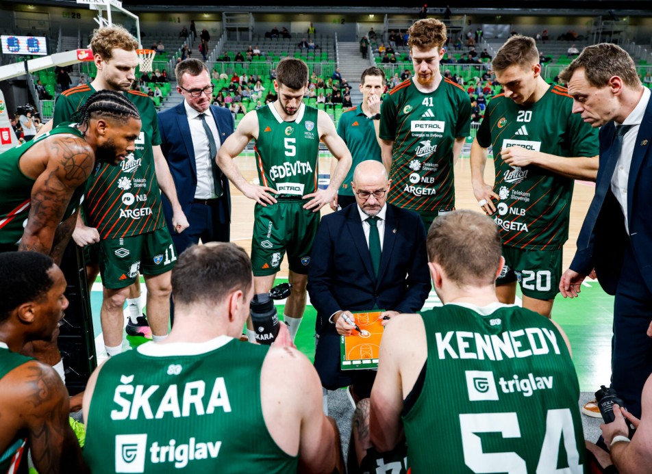 Cedevita Olimpija na tekmi