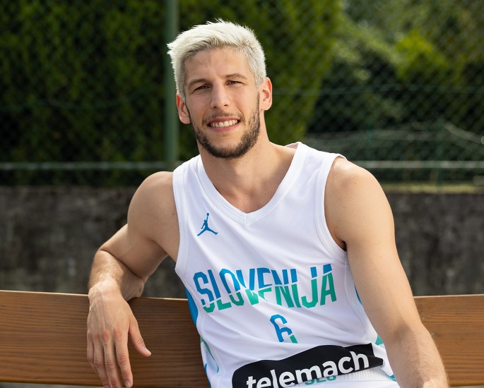 SPAR - PODPIRAMO SLOVENSKO KOŠARKO ŽE 21. LET 