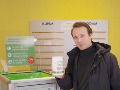 Nik Škrlec uporablja zbiralnik za odpadno jedilno olje - video